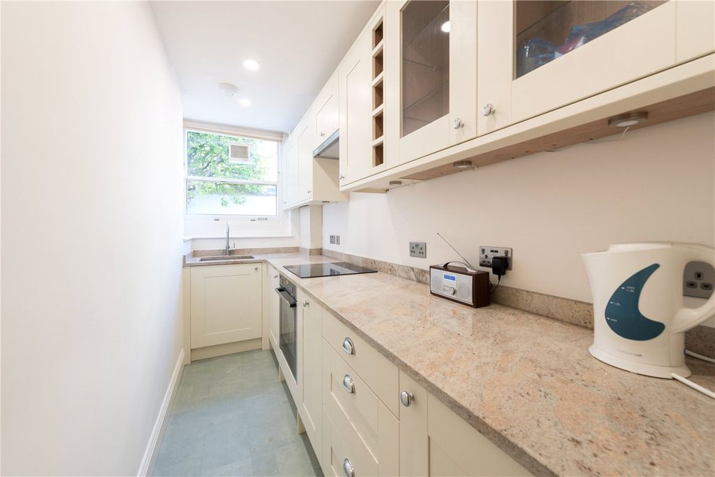 Property photo 3 of 10 Picture No. 07