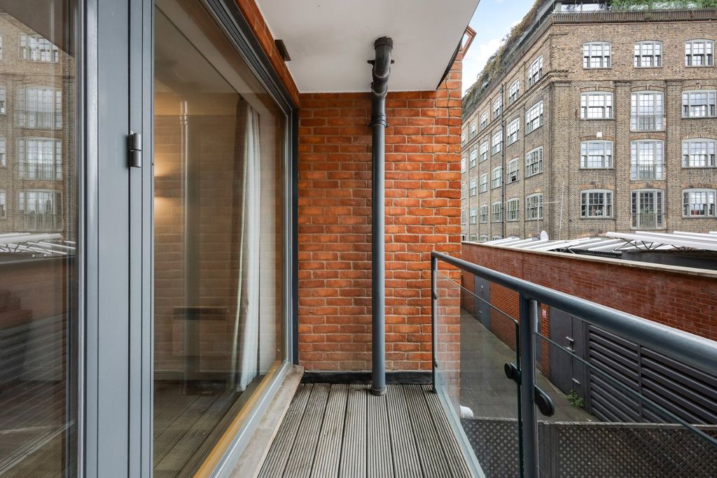 Property photo 3 of 9 Picture No. 13