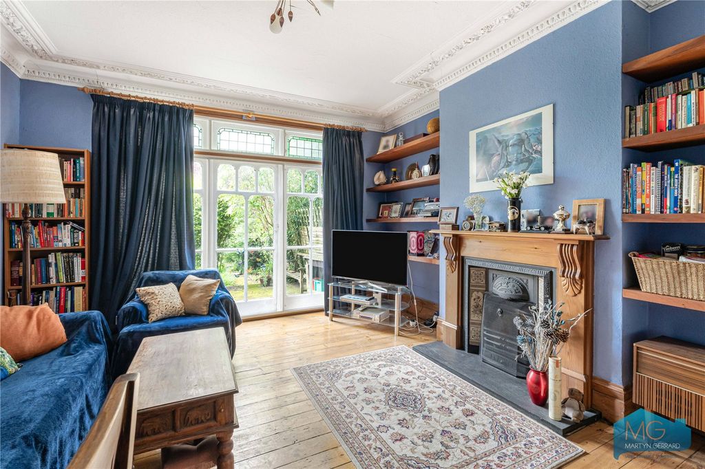 Property photo 3 of 19 Picture No. 15