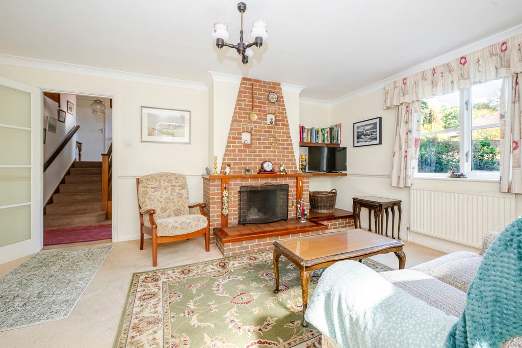 Property photo 3 of 19 Photo 9