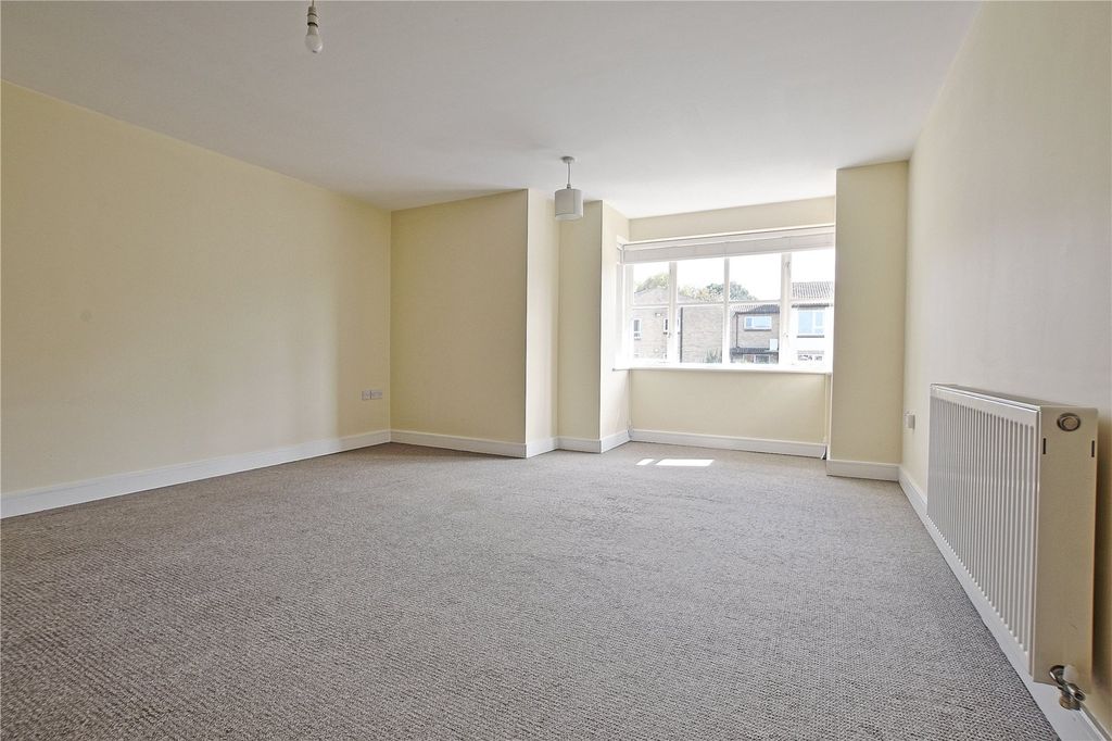 Property photo 3 of 11 Picture No. 14