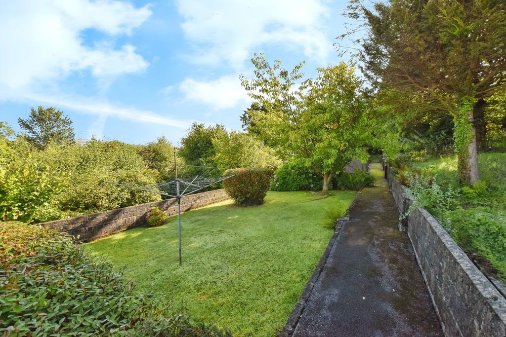 Property photo 1 of 17 Photo