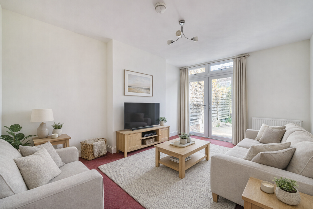 Property photo 2 of 9 Picture No. 15