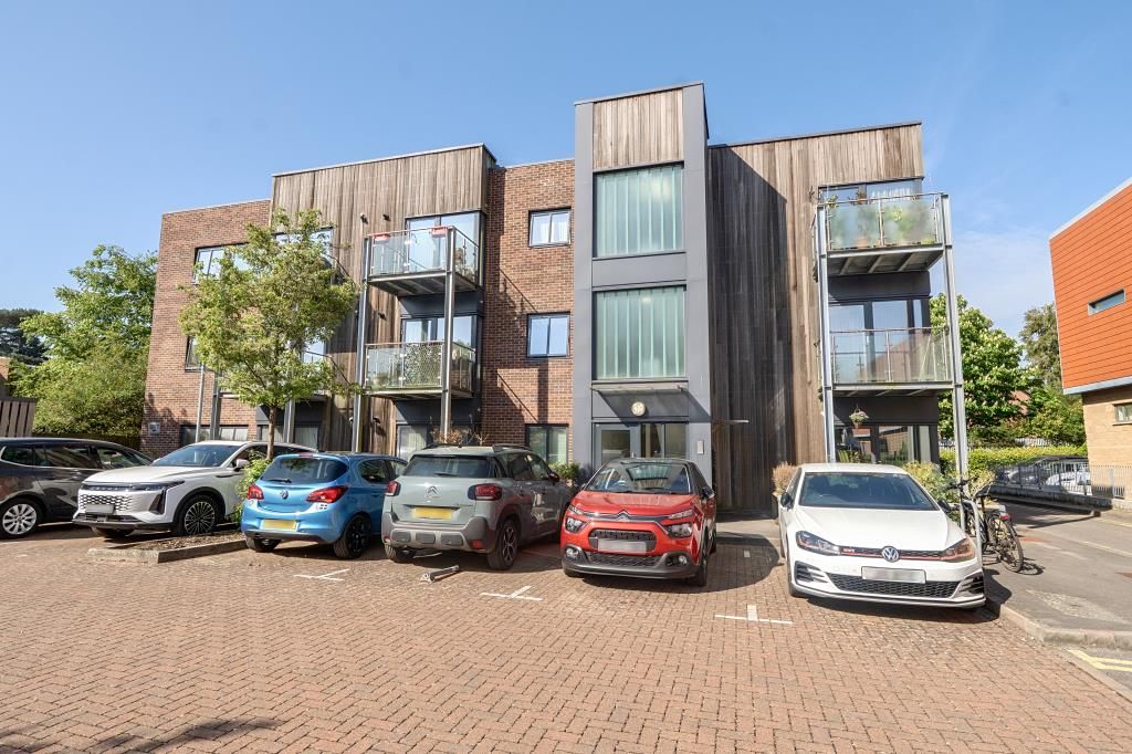 Property photo 1 of 15 External View