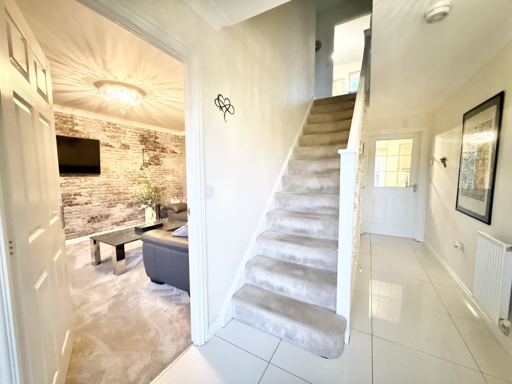 Property photo 2 of 33 Img_5822