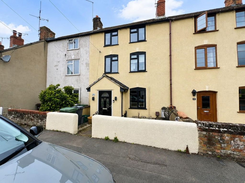 Property photo 1 of 19 Walk Mill Lane - Front..Jpeg