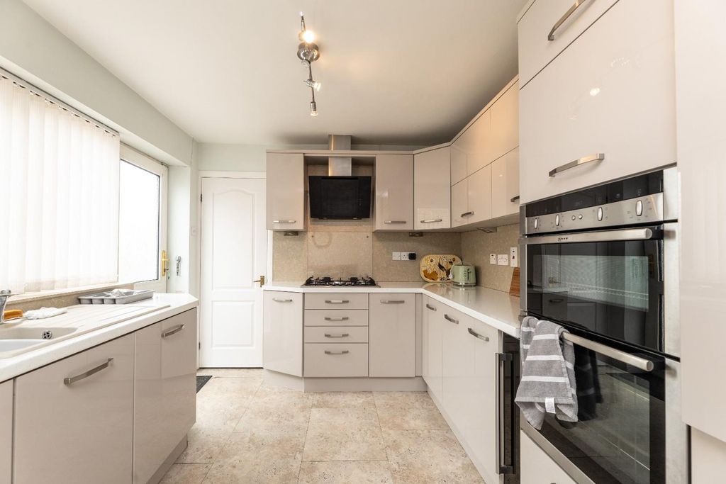 Property photo 2 of 19 3V9A4602.Jpg
