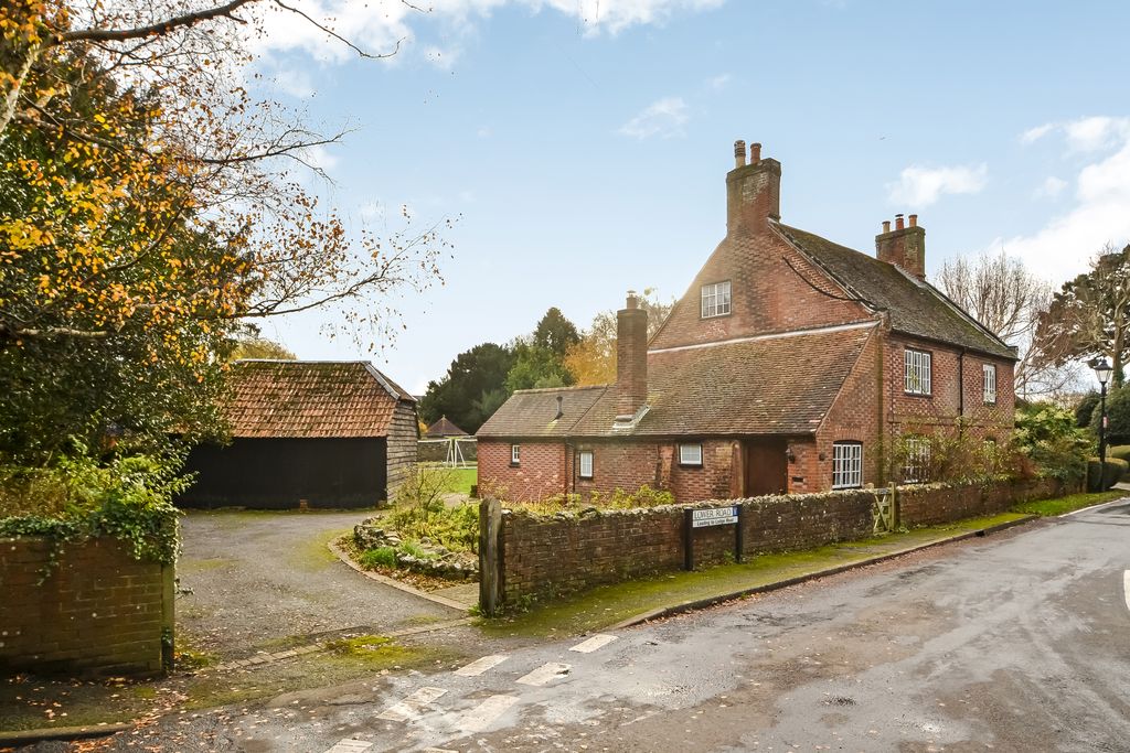 Property photo 3 of 16