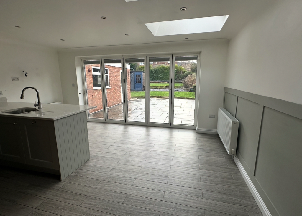 Property photo 2 of 18 Dining