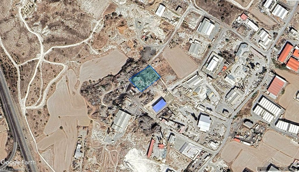 Property photo 1 of 1