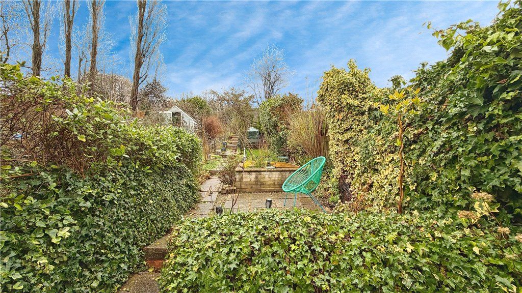 Property photo 2 of 19 Picture No. 10