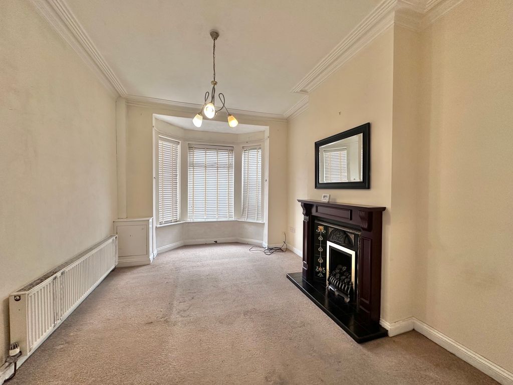 Property photo 2 of 22