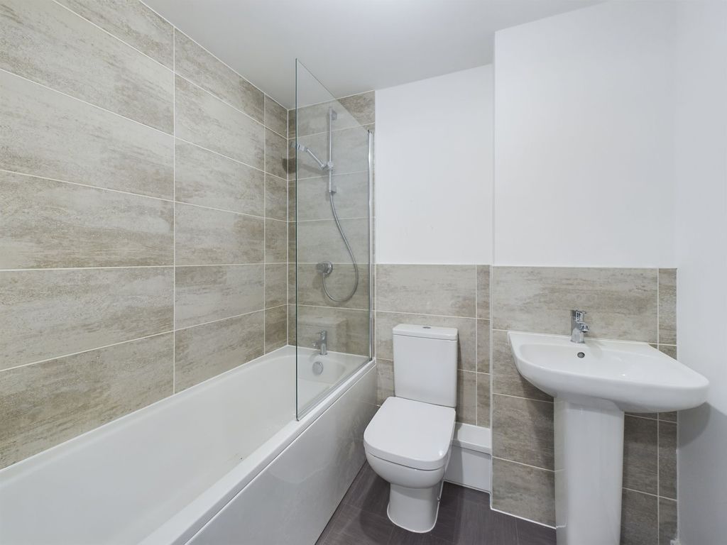 Additional image 8 of 2 bed terraced house to rentHart Close, Towcester NN12