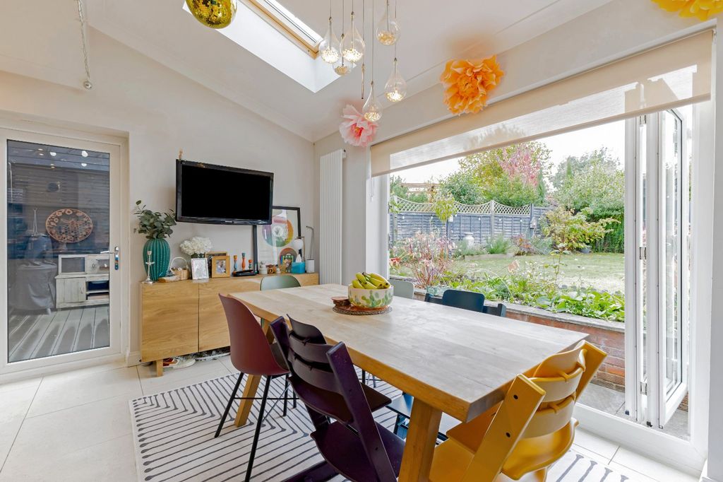 Property photo 3 of 11 Picture No. 16