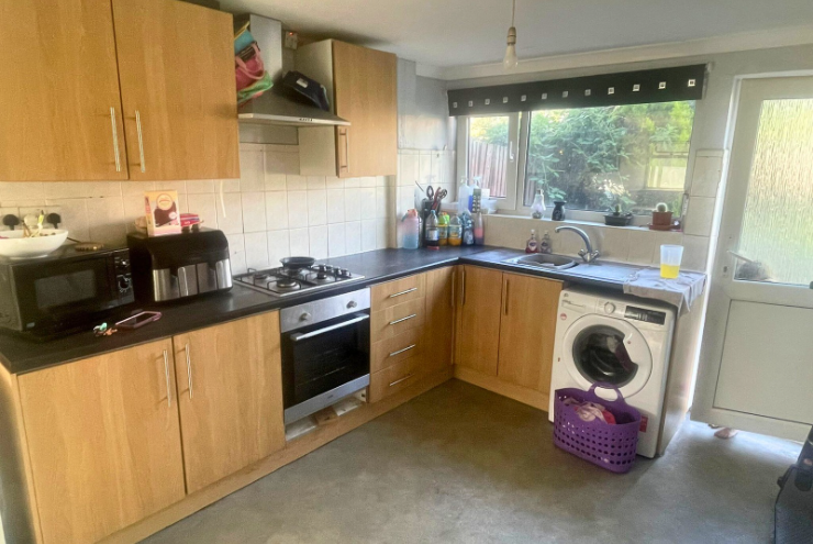 Property photo 2 of 11