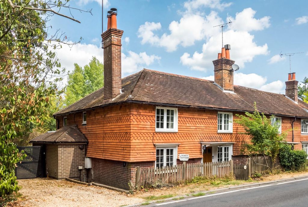 Property photo 1 of 34 1 Barrack Cottages -1.Jpg