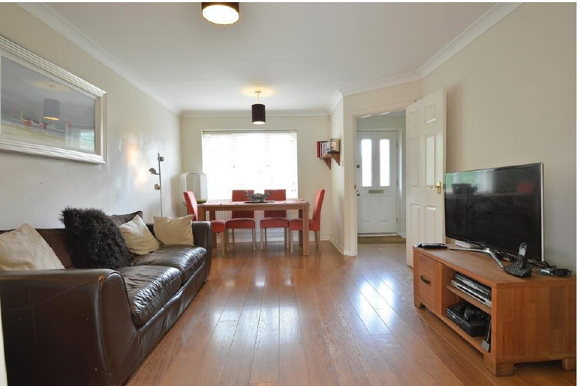 Property photo 3 of 11