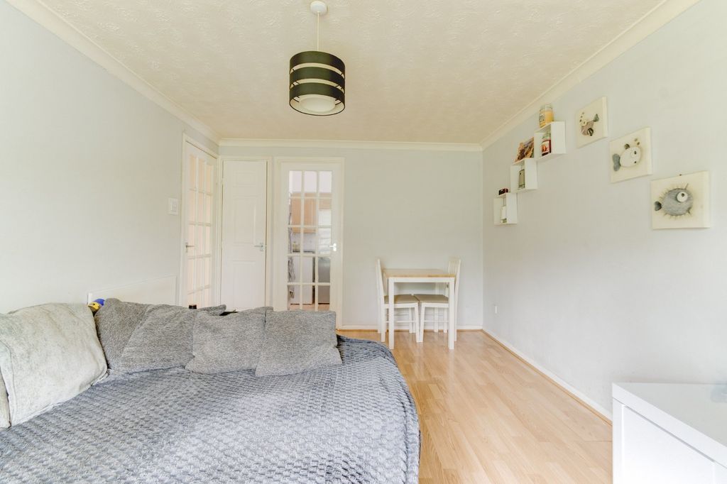 Property photo 3 of 11 Picture No. 06
