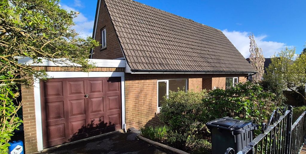 Property photo 1 of 17 Image