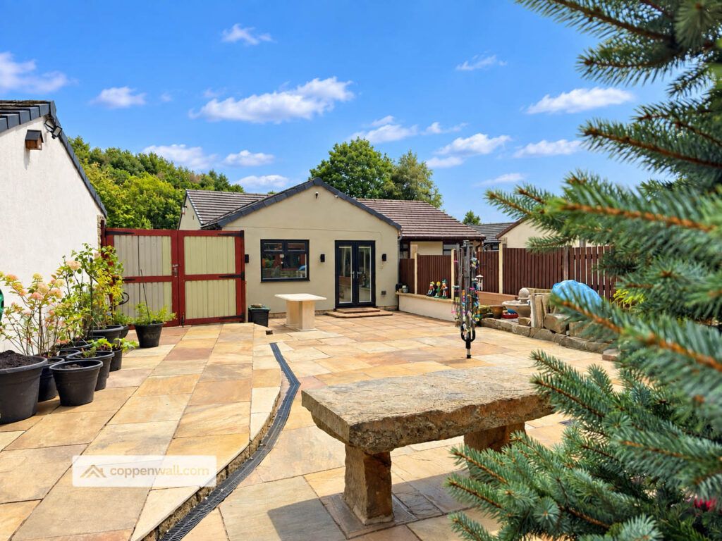 Property photo 2 of 33