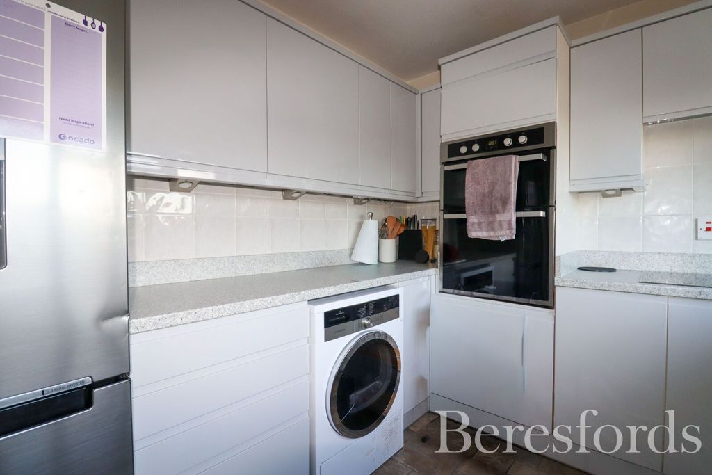 Property photo 3 of 19 Picture 3