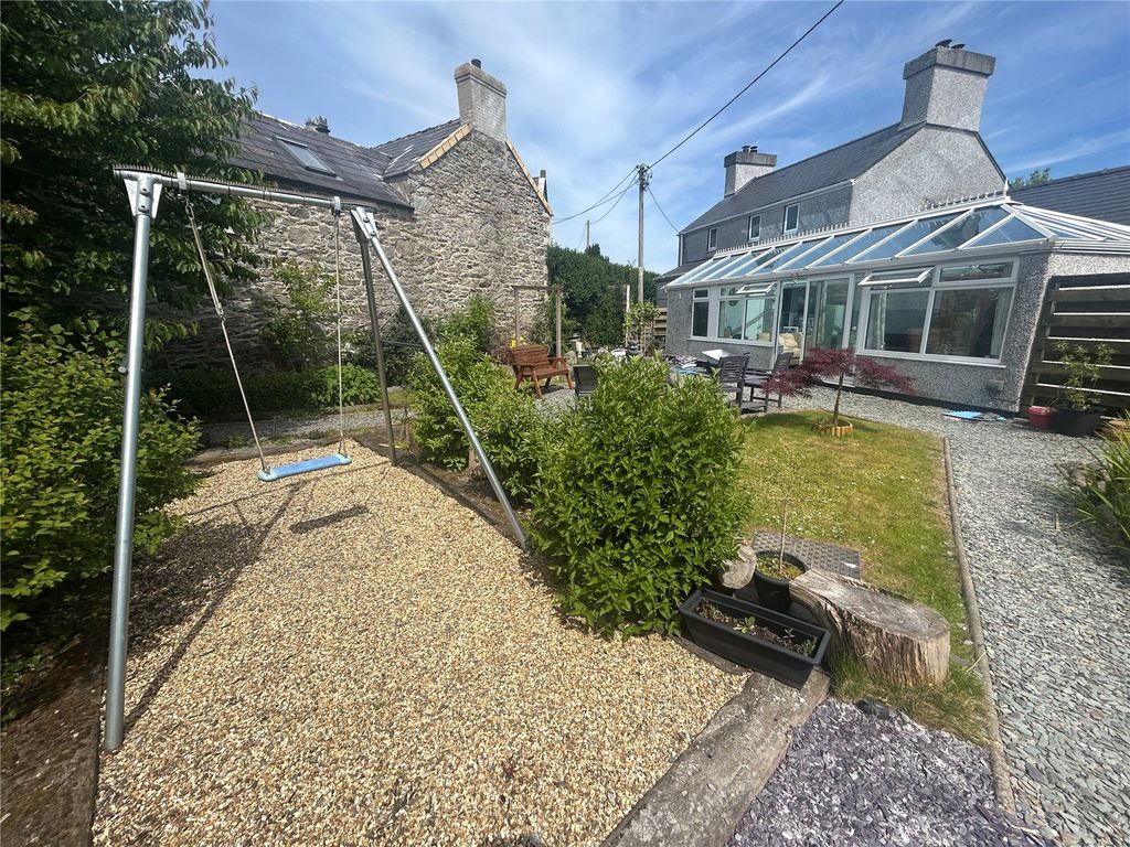 Property photo 2 of 27 Picture No. 29