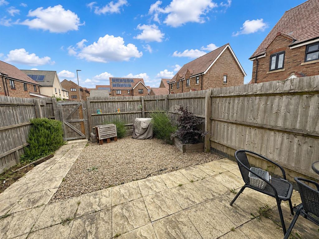 Property photo 2 of 3 5576A78B-F200-452d-B552-30152Adbee73.Png
