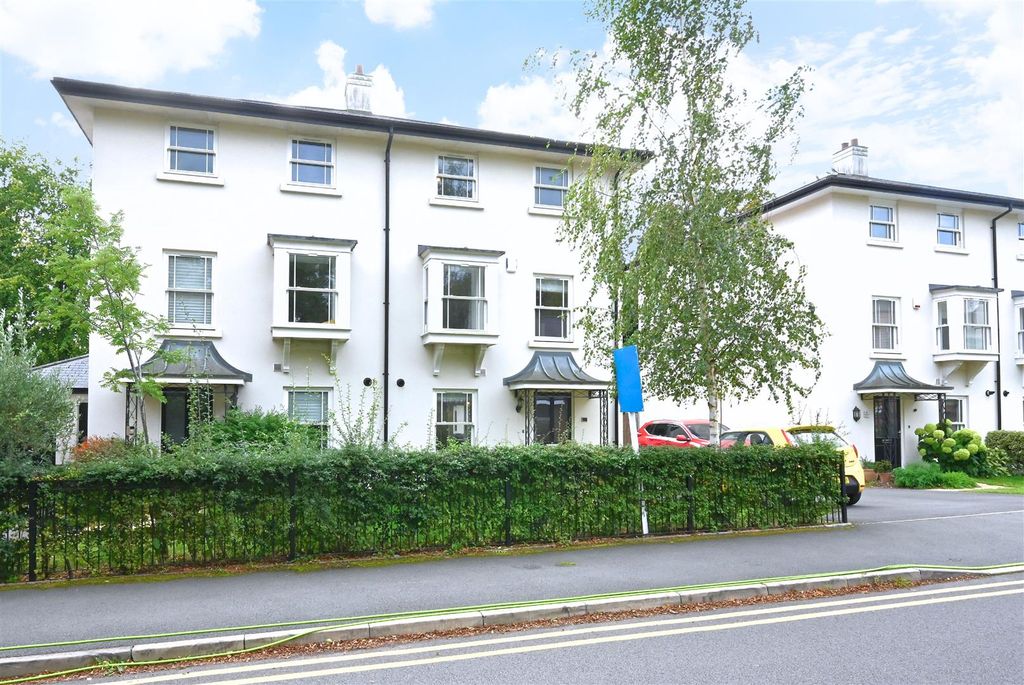 Property photo 1 of 23 Front.Jpg