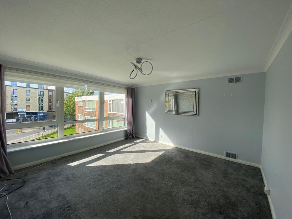 Property photo 2 of 10 7.Jpg