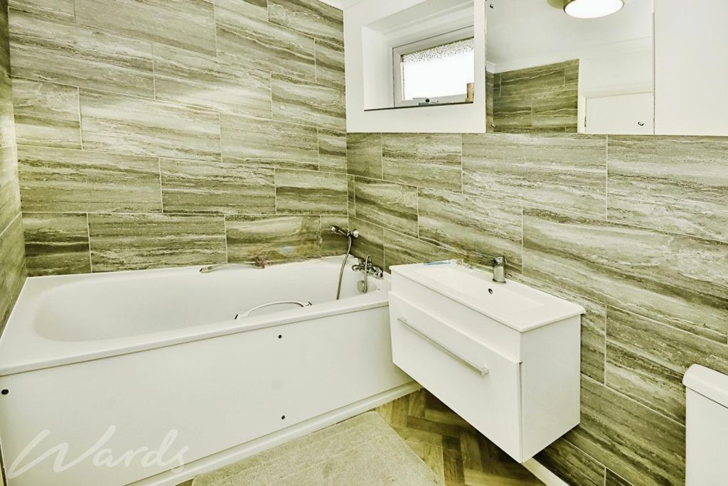 Property photo 3 of 12 Beech Bathroom 1