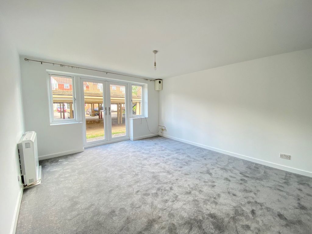 Property photo 2 of 8 Living Room