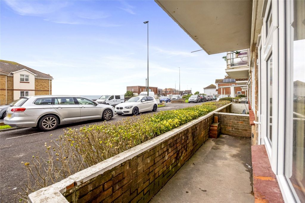 Additional image 4 of 2 bed flat for saleBrighton Road, Lancing, West Sussex BN15