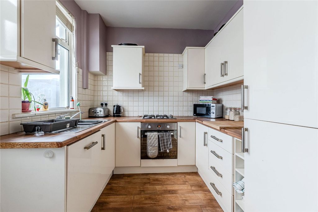 Property photo 3 of 12 Picture No. 12