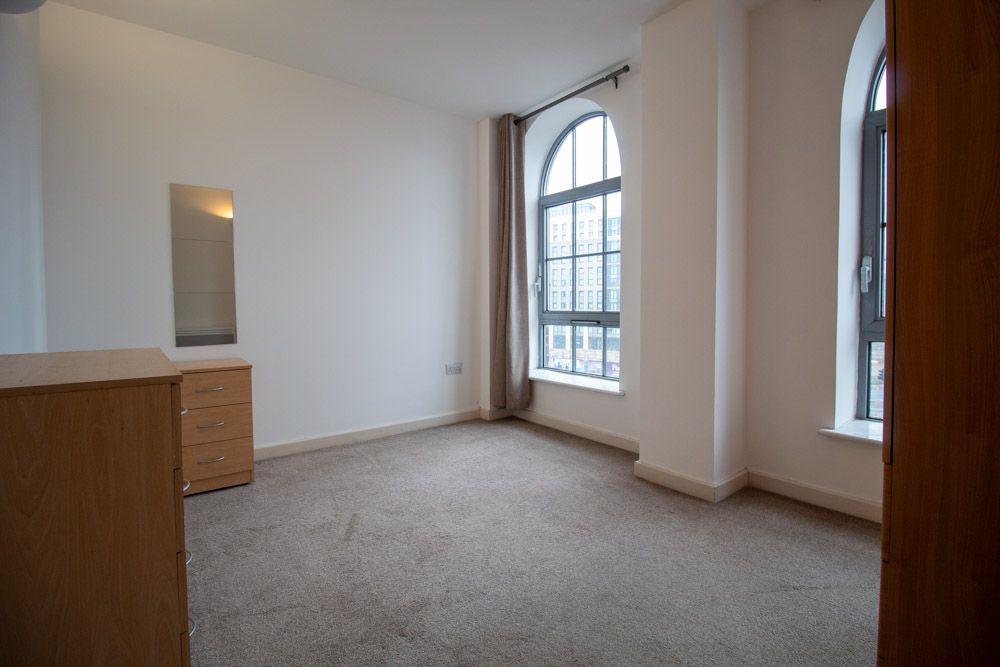 Property photo 3 of 6 Img_7878