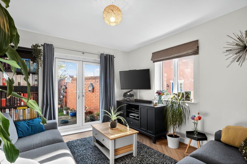 Property photo 2 of 27 Dsc1753