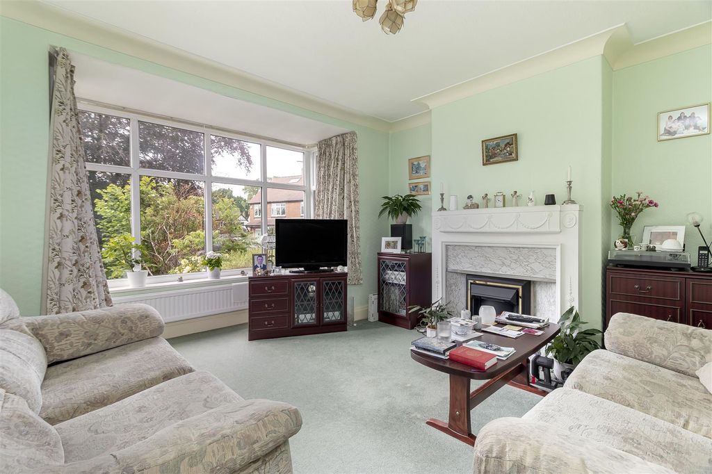 Property photo 2 of 21 Lounge - A.Jpg