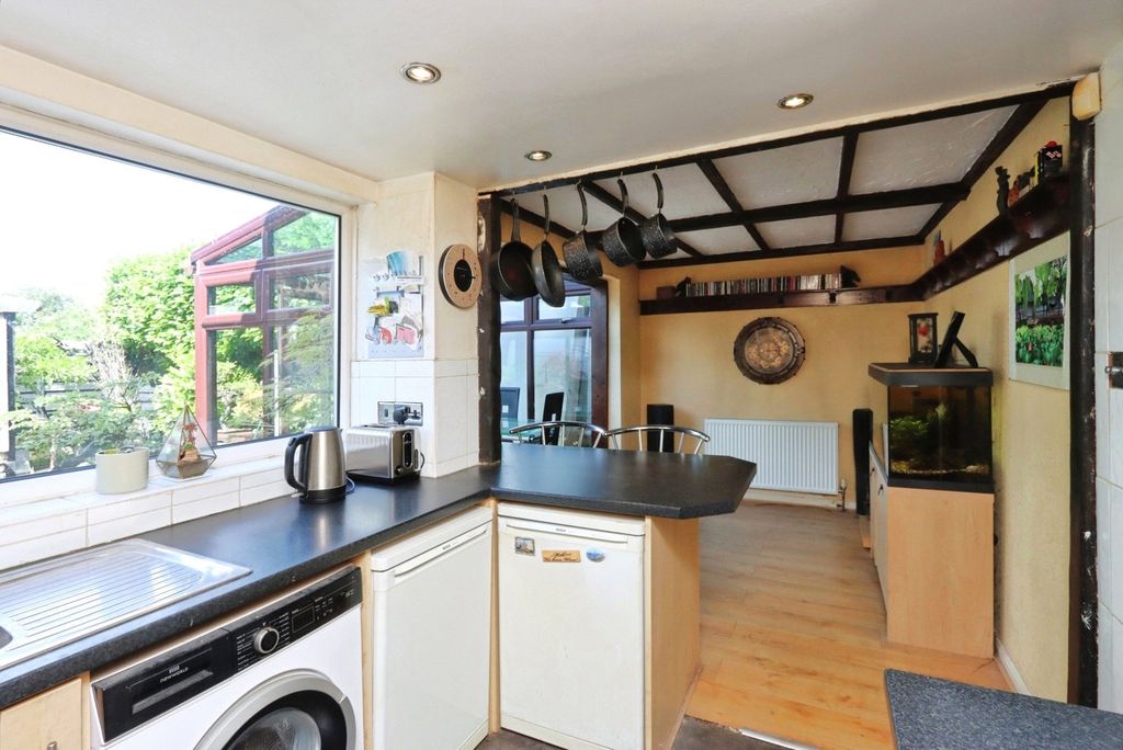 Property photo 2 of 16 Picture No. 06