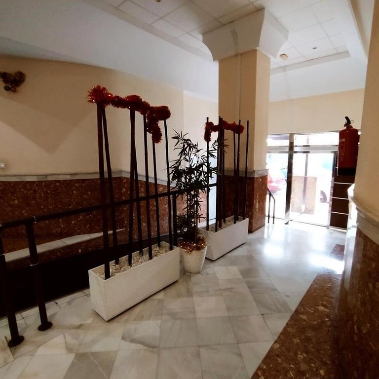 Property photo 3 of 43