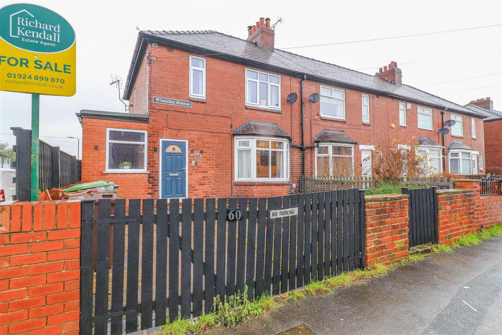 Property photo 1 of 11