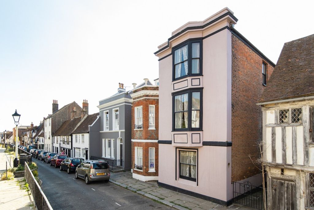 Property photo 1 of 35