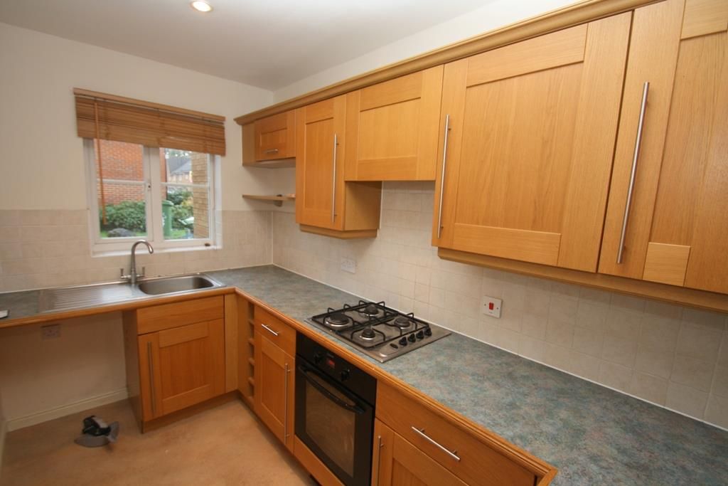 Property photo 3 of 7 Kitchen.Jpg