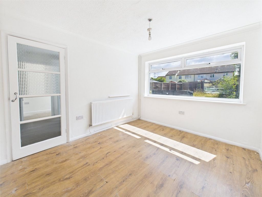 Property photo 3 of 17 Picture No. 20