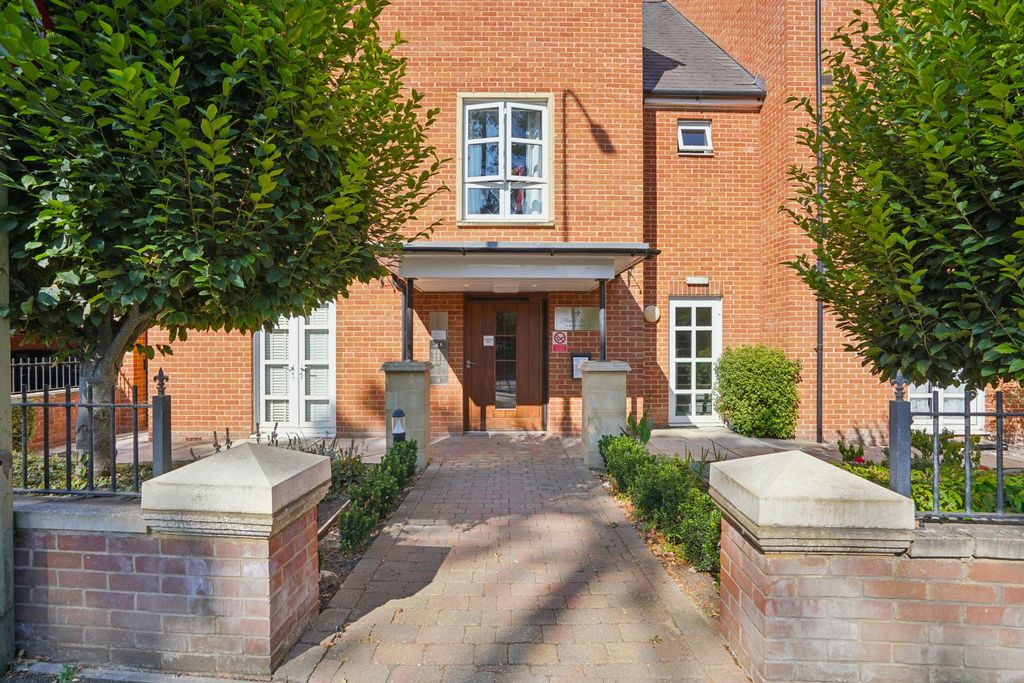 Property photo 2 of 7