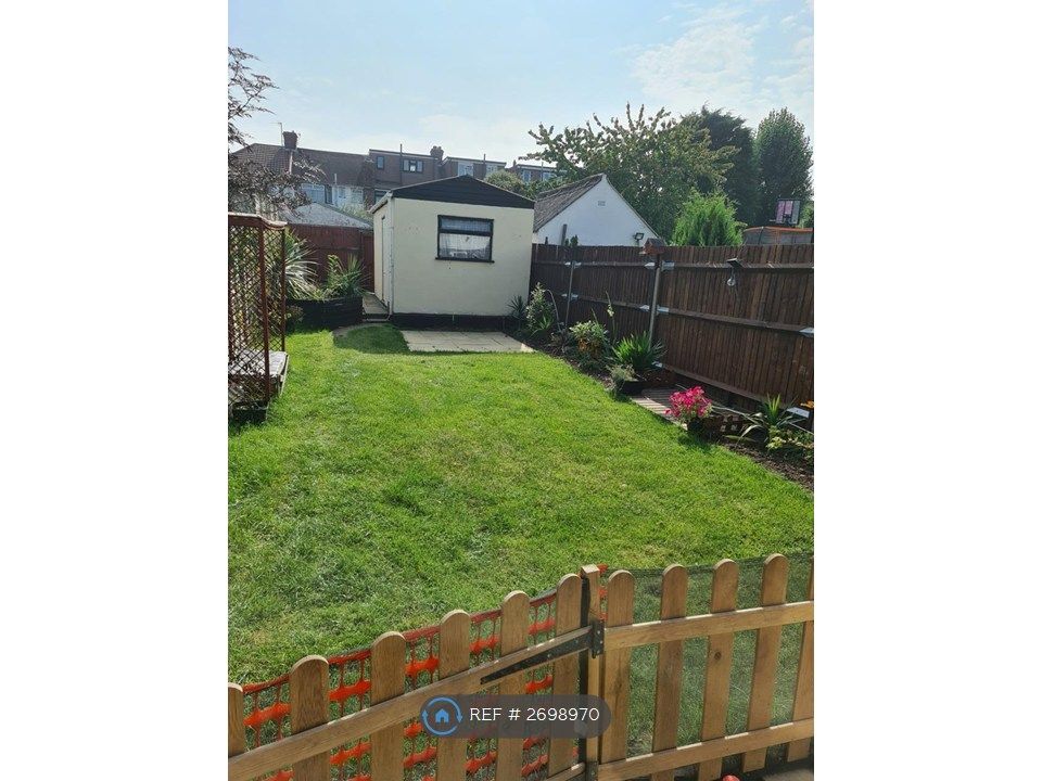 Property photo 2 of 6