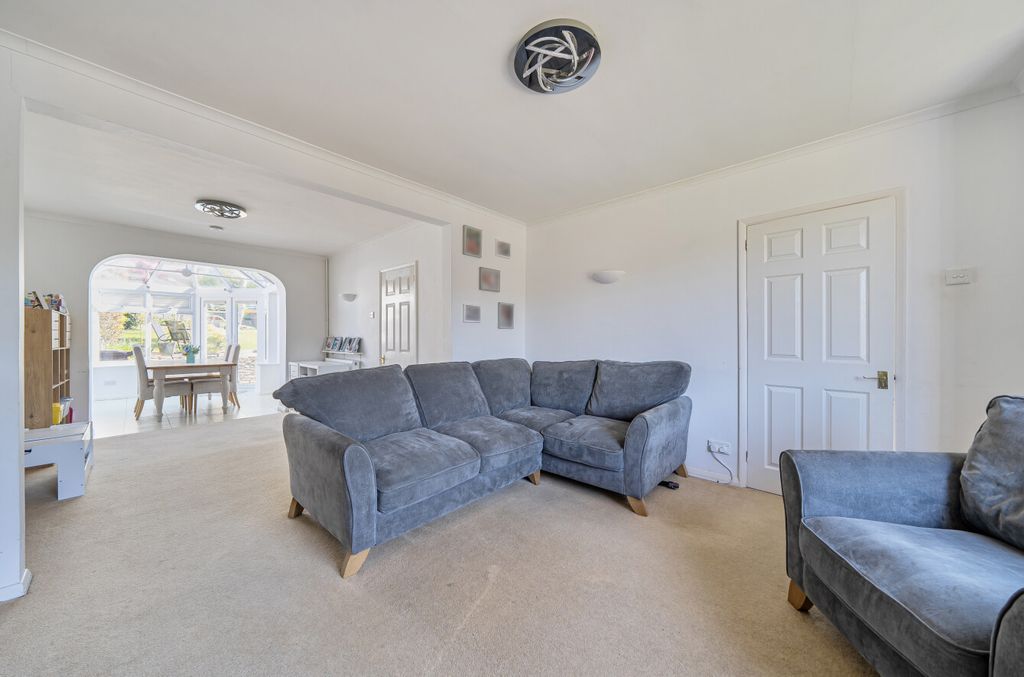 Property photo 3 of 26 1449579-3-69Ea171...