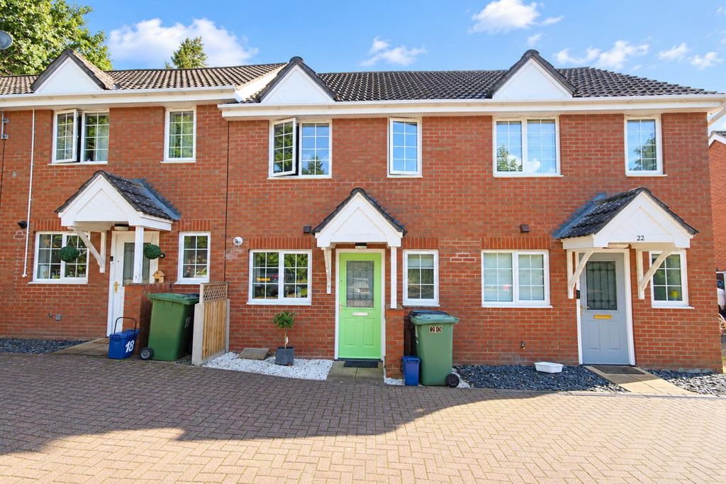 Property photo 1 of 15 1 (3).Png