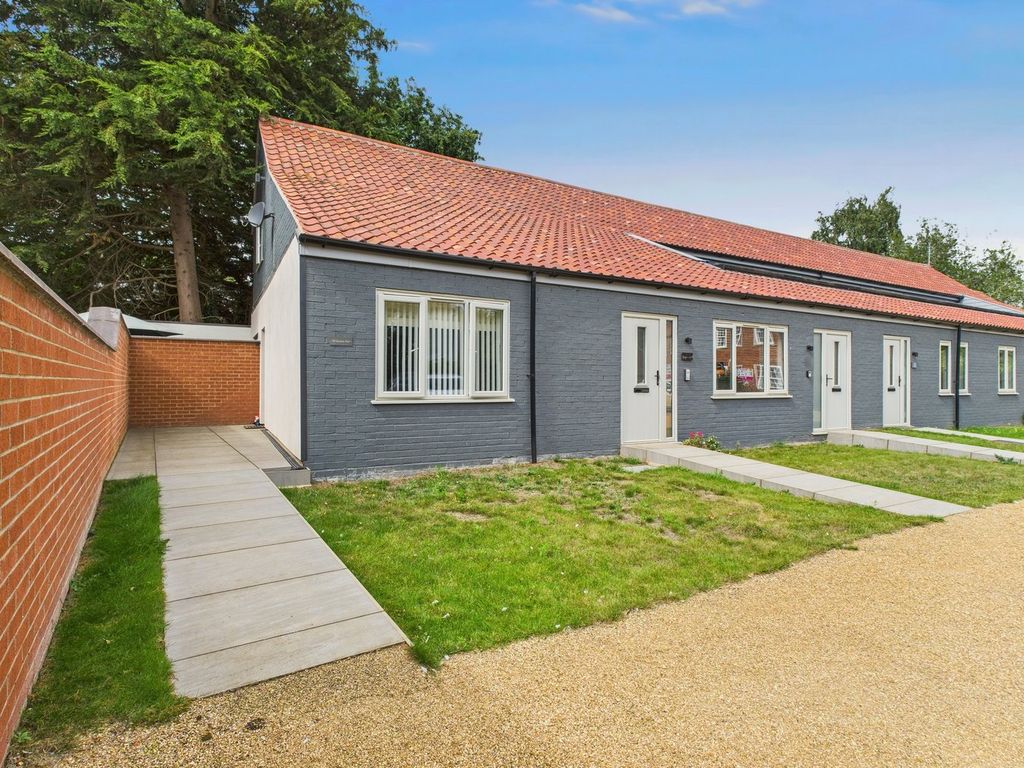 Property photo 1 of 11