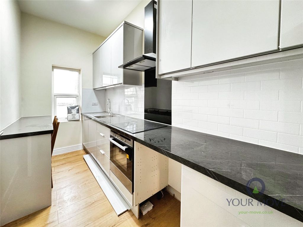 Property photo 3 of 25 Picture No. 01