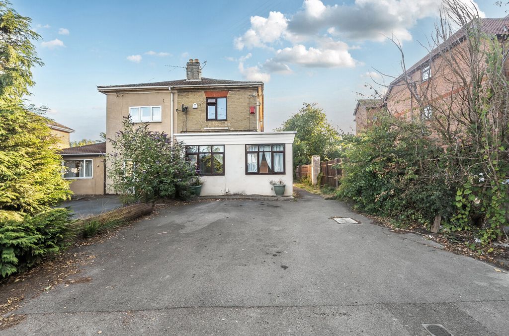 Property photo 1 of 20 8-1319715-2-686d6...