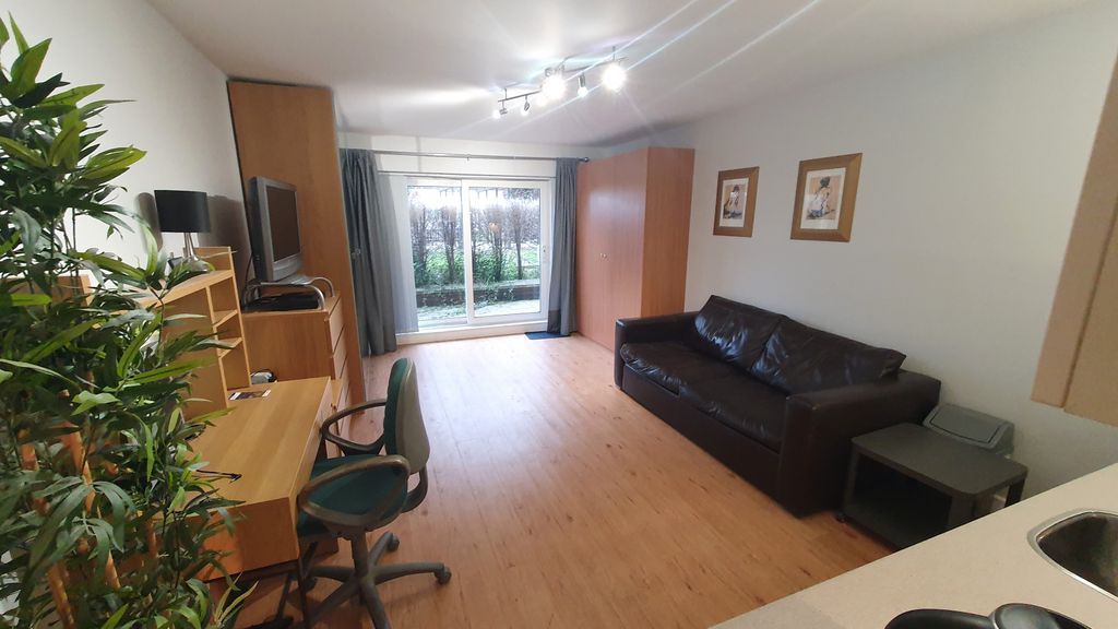 Property photo 1 of 14 Studio Apartment